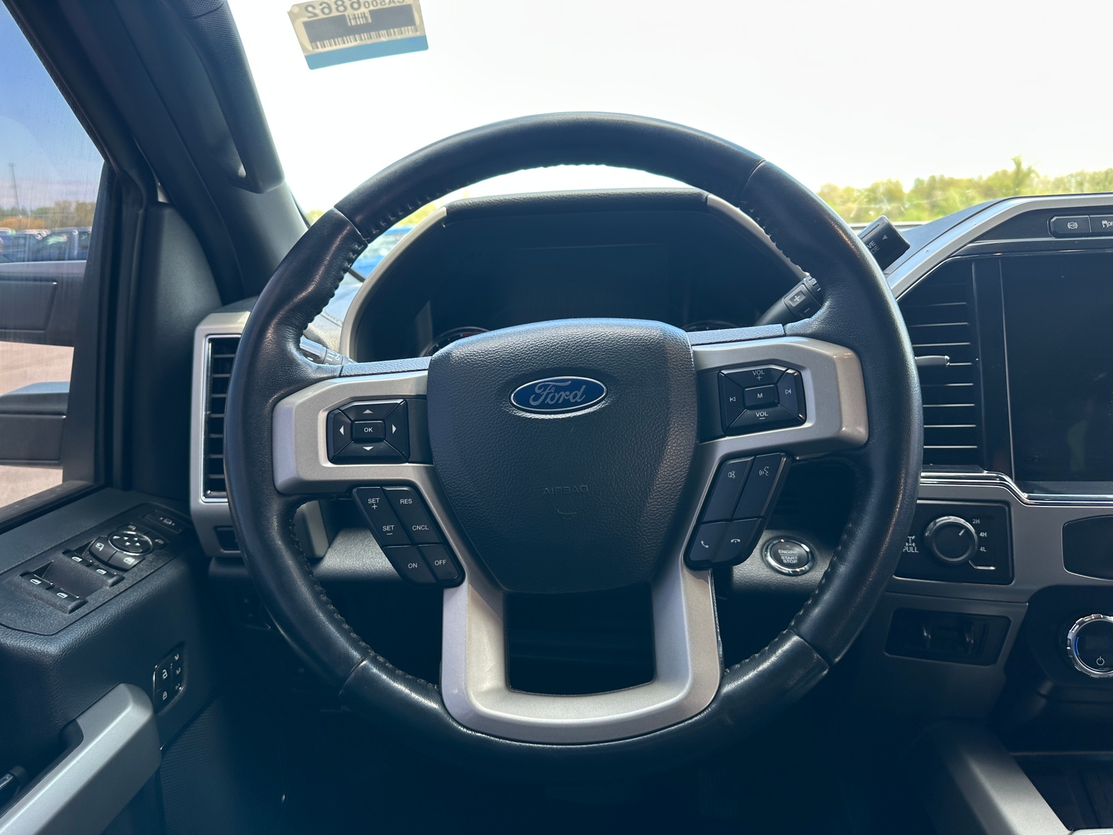 Thumbnail: 2022 Ford Econoline - 4