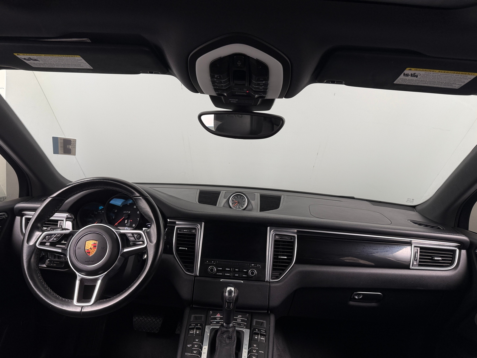 Thumbnail: 2018 Porsche Macan - 2