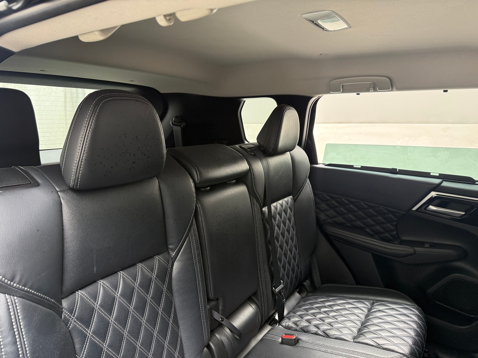 Thumbnail: 2023 Mitsubishi Outlander - 5