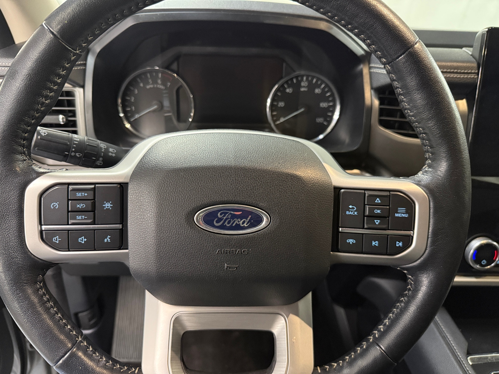 Thumbnail: 2023 Ford Expedition MAX - 4