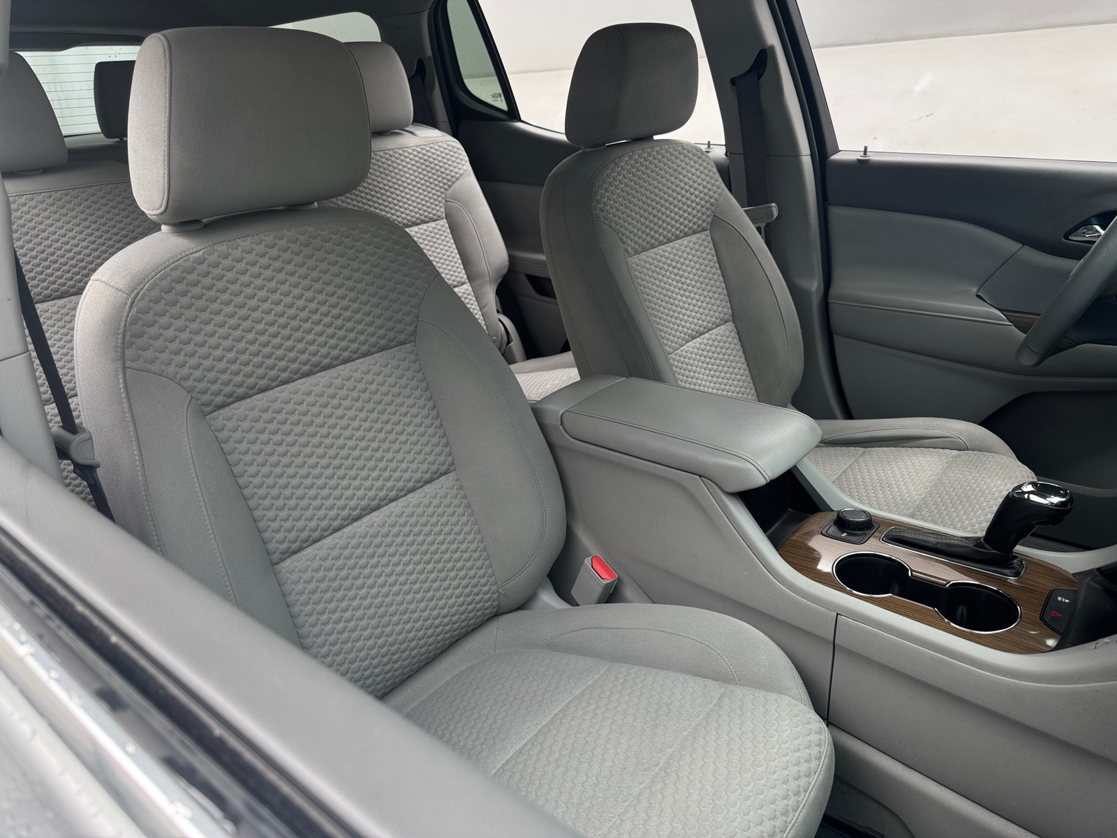 Thumbnail: 2017 GMC Acadia - 2