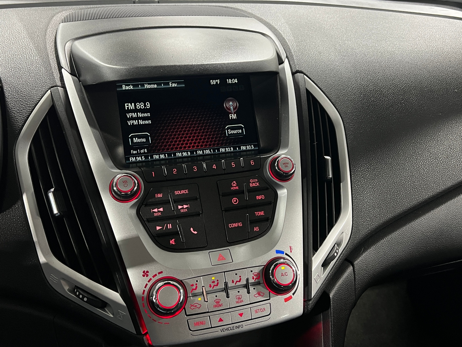 Thumbnail: 2017 GMC Terrain - 4