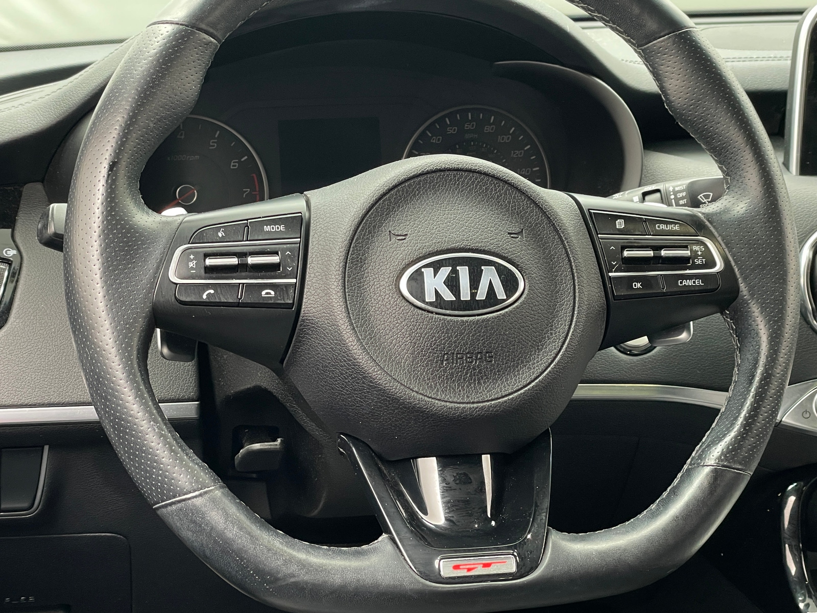 Thumbnail: 2021 Kia Stinger - 4