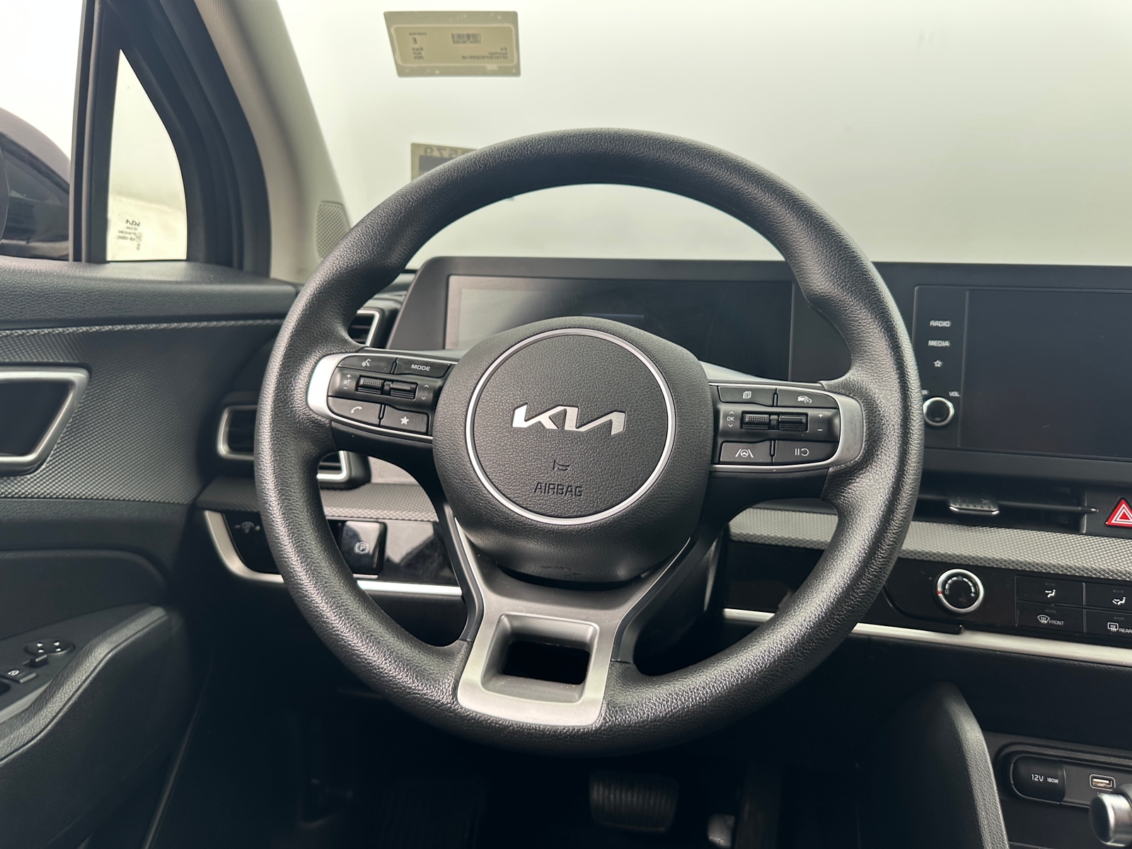 Thumbnail: 2025 Kia Sportage - 5