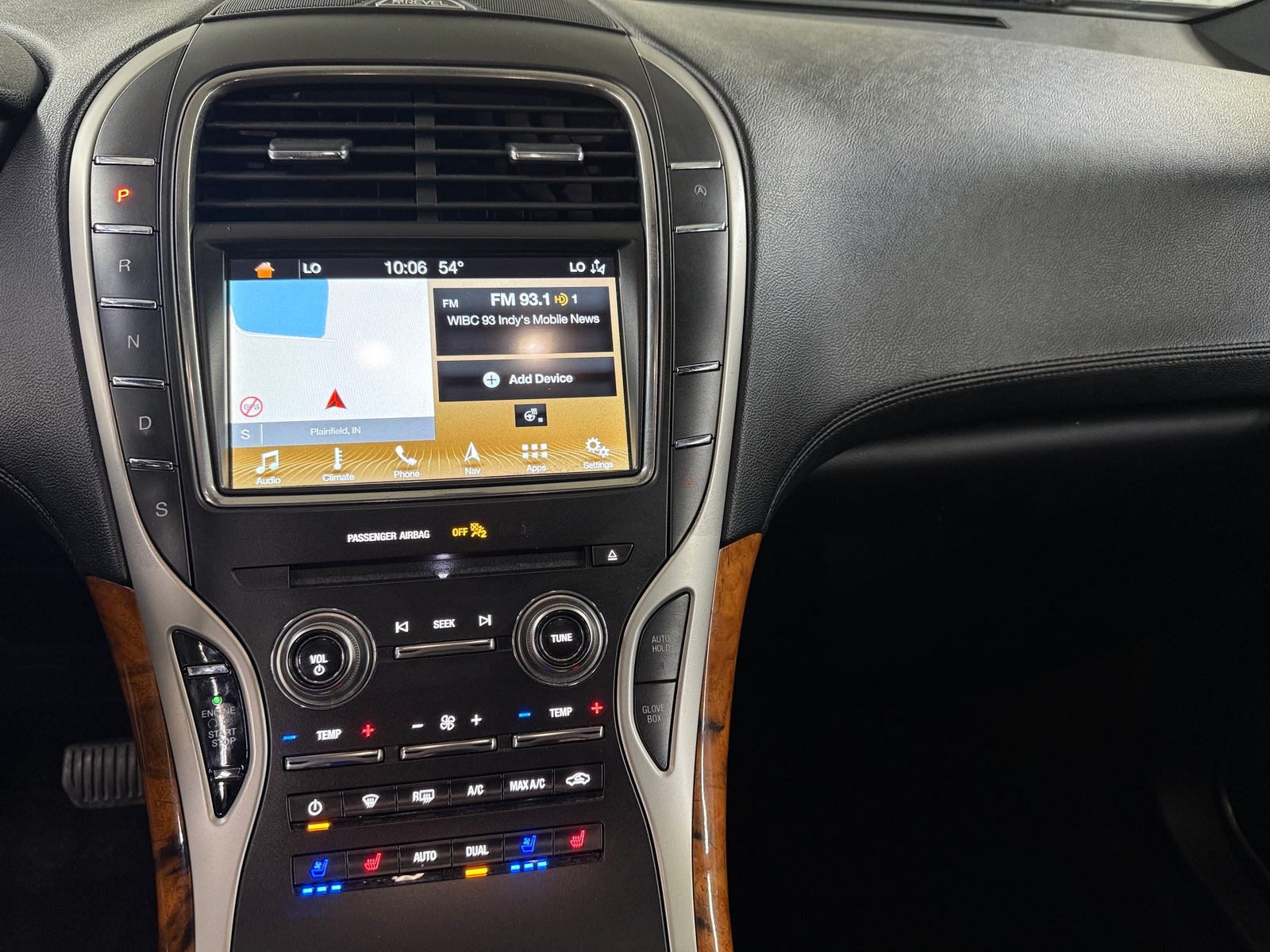 Thumbnail: 2019 Lincoln Nautilus - 3
