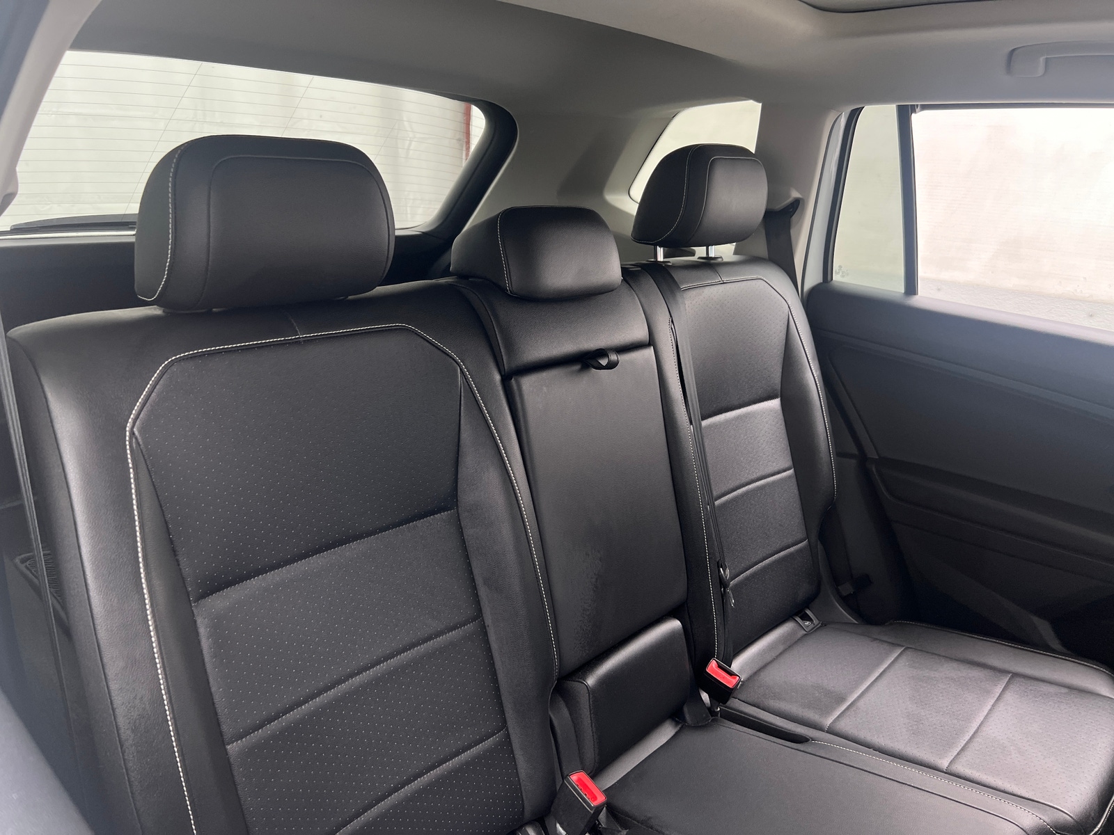Thumbnail: 2021 Volkswagen Tiguan - 5