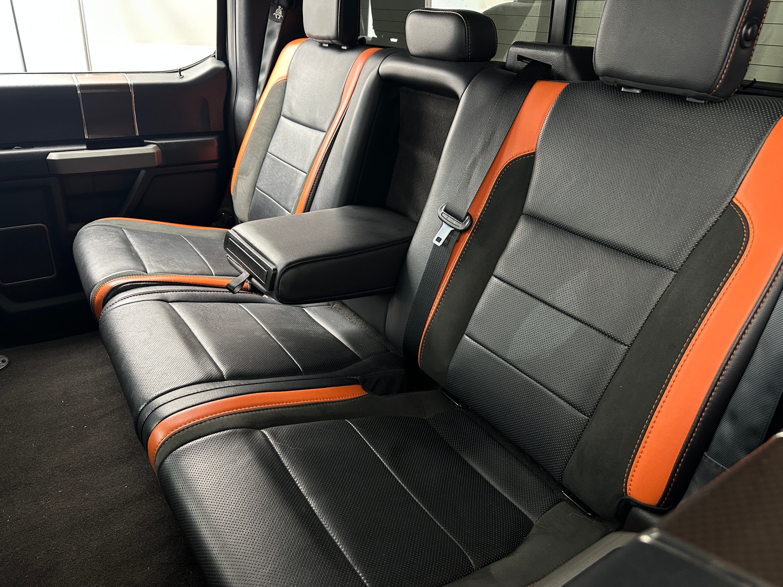 Thumbnail: 2018 Ford Econoline - 6