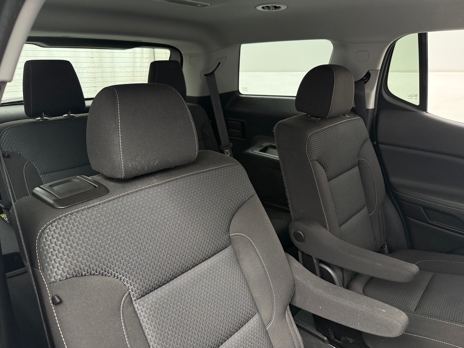 Thumbnail: 2023 GMC Acadia - 6