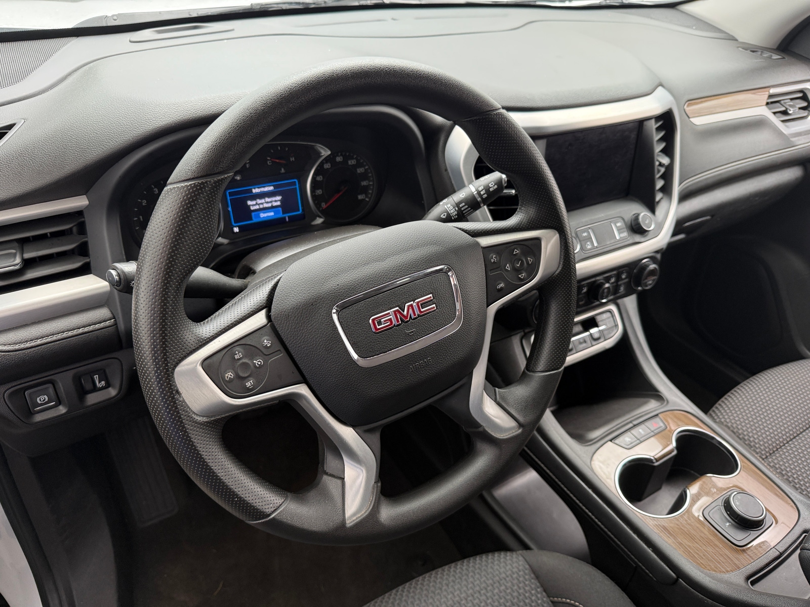 Thumbnail: 2023 GMC Acadia - 5