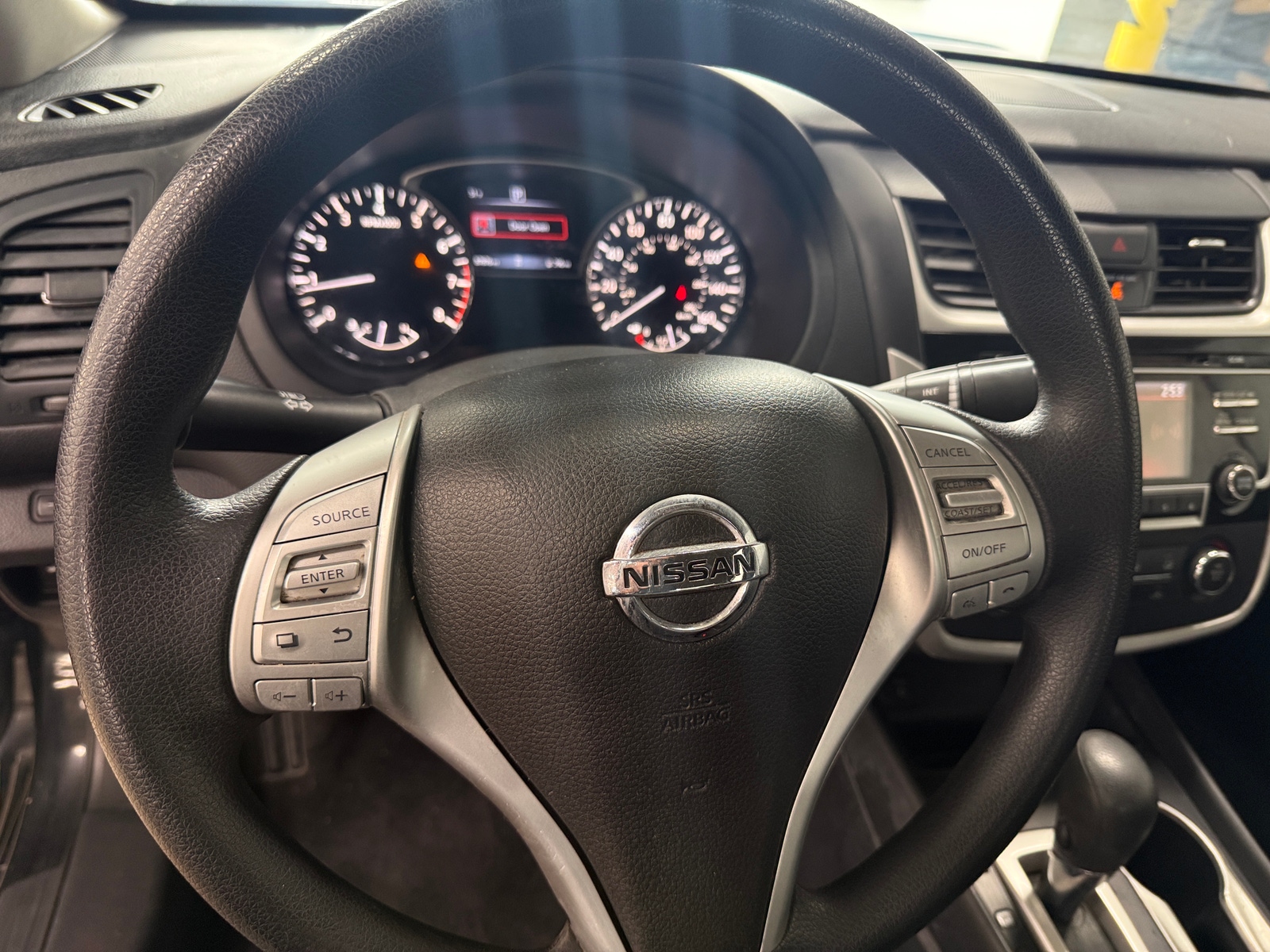 Thumbnail: 2018 Nissan Altima - 5