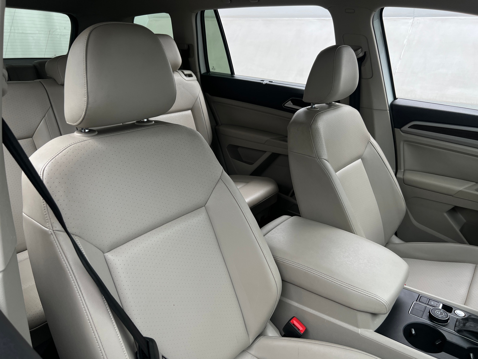 Thumbnail: 2018 Volkswagen Atlas - 2