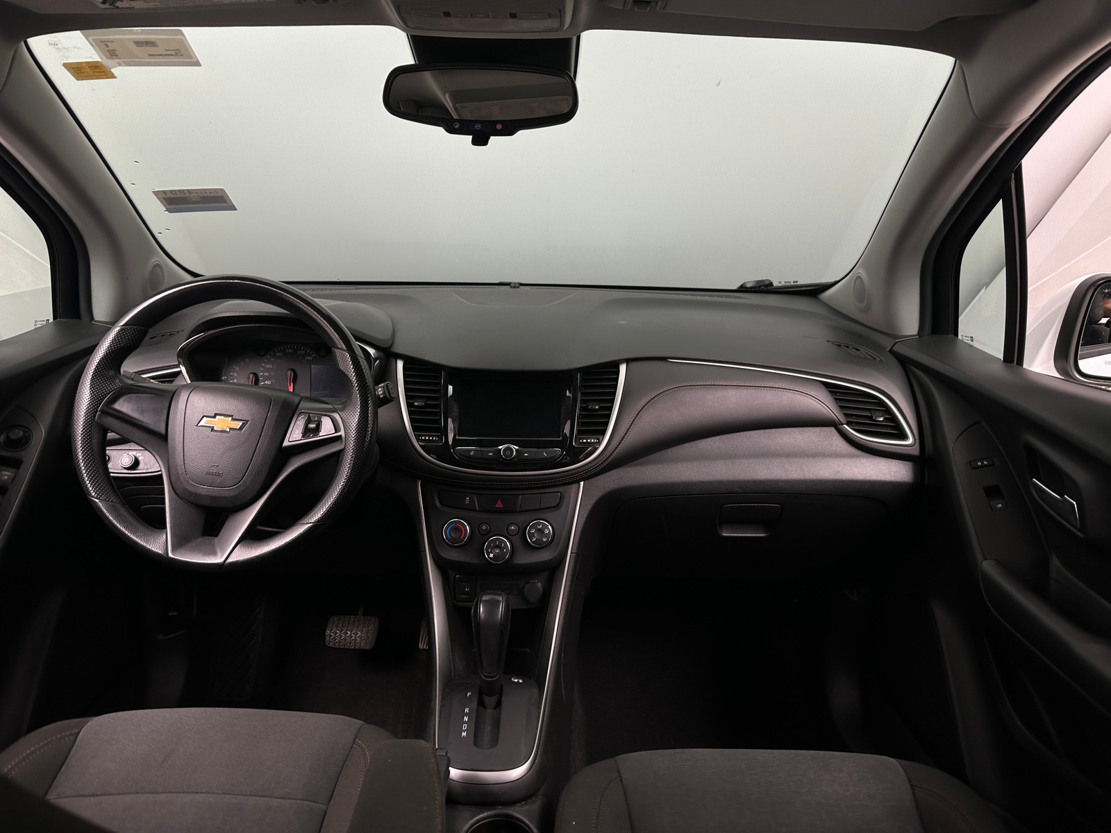 Thumbnail: 2018 Chevrolet Trax - 3