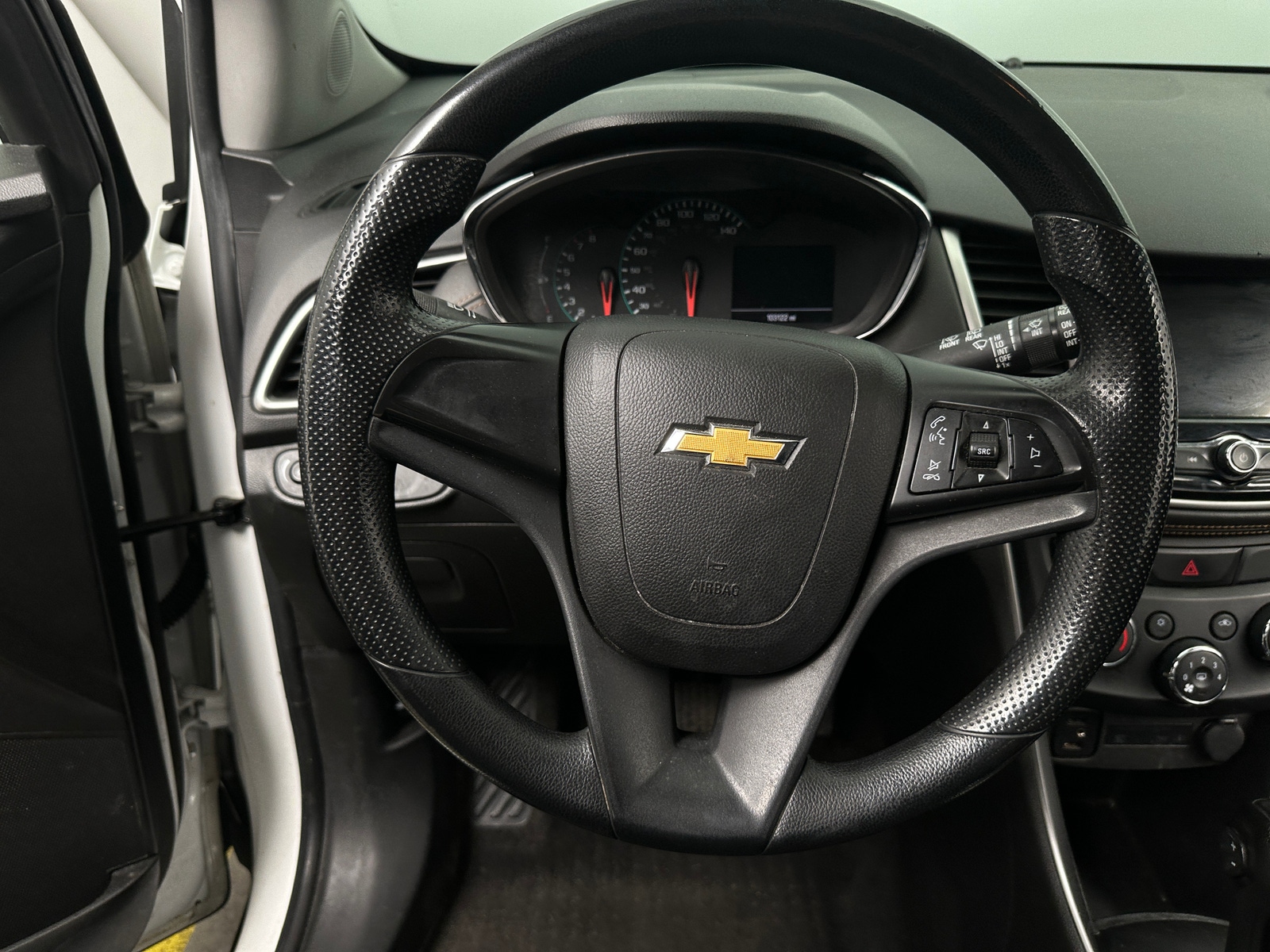 Thumbnail: 2018 Chevrolet Trax - 5