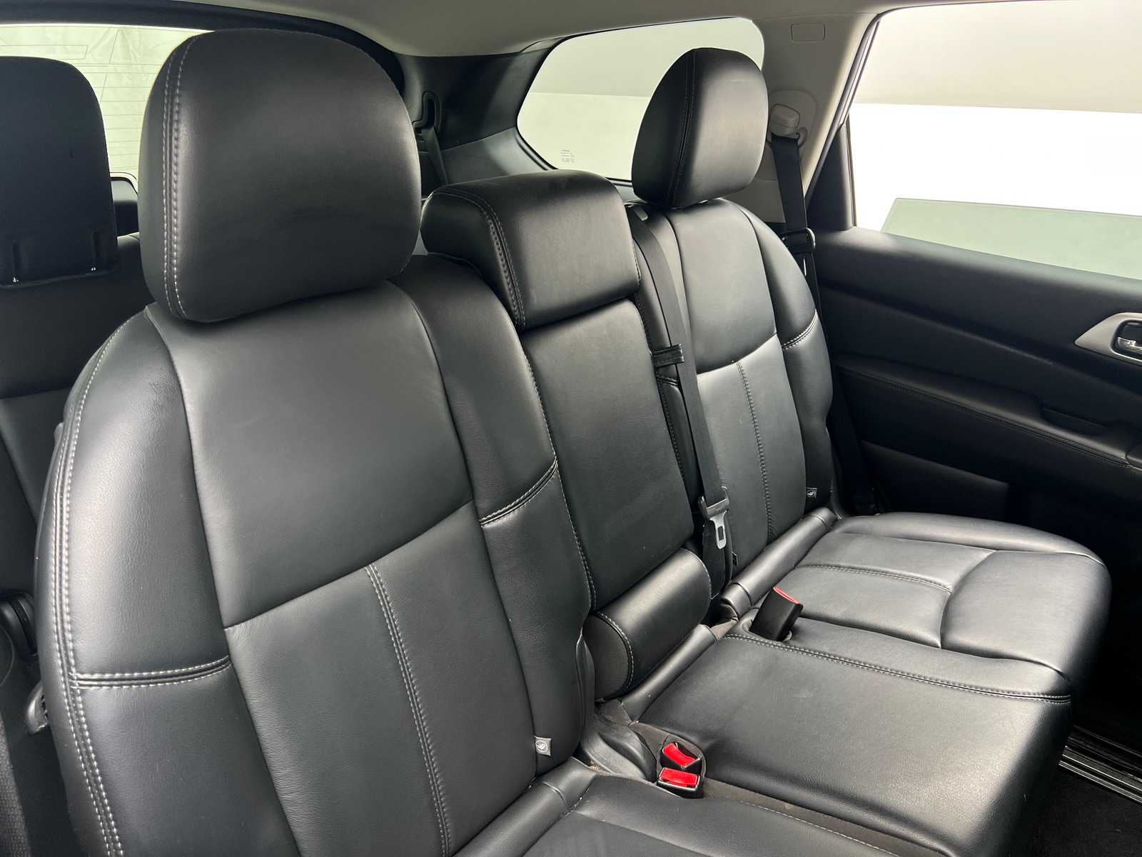 Thumbnail: 2017 Nissan Pathfinder - 5