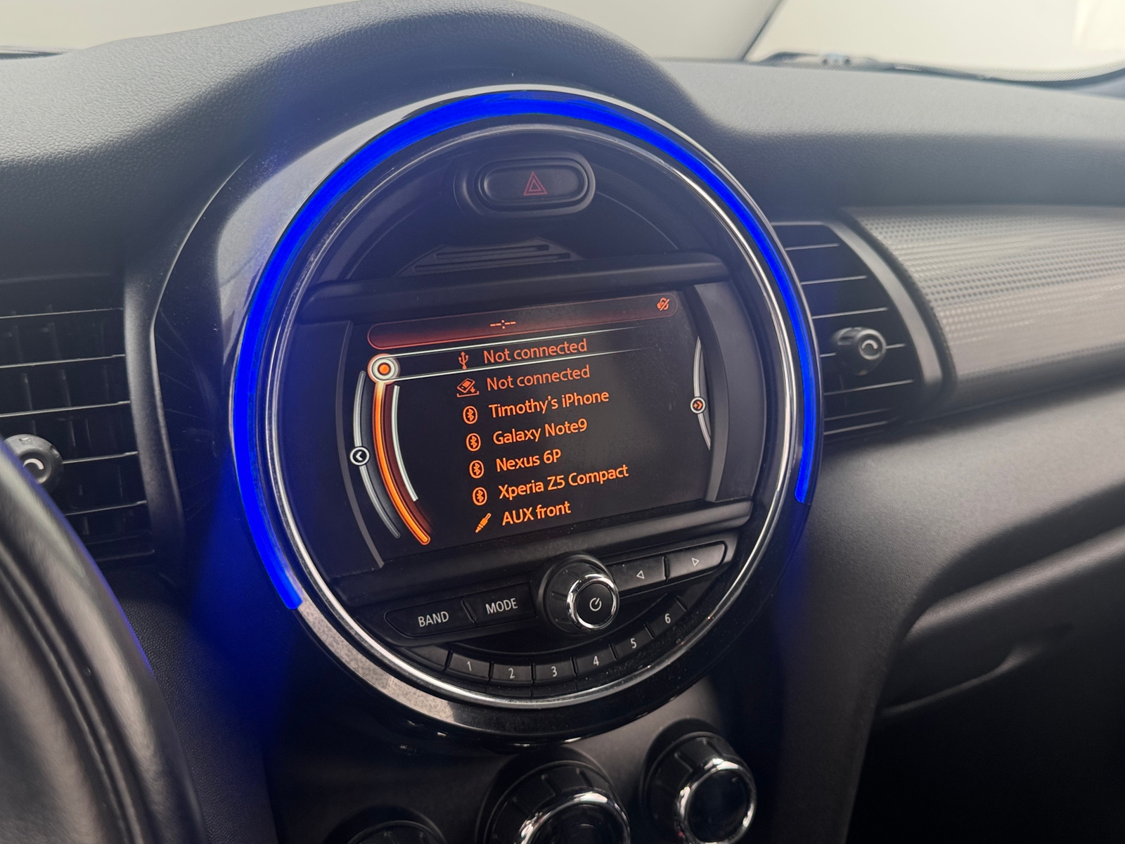 Thumbnail: 2015 MINI Cooper Hardtop - 2