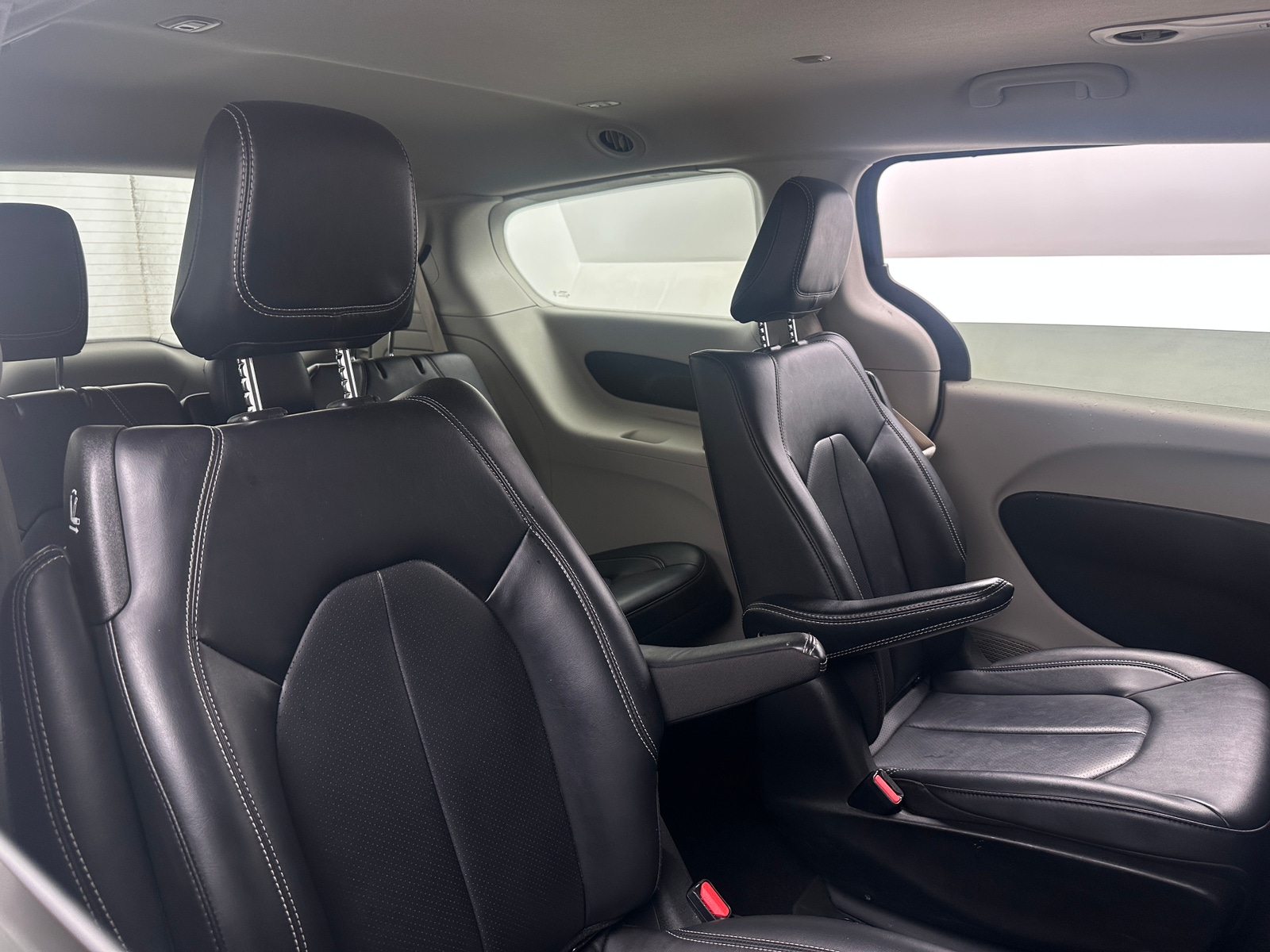 Thumbnail: 2024 Chrysler Pacifica - 5