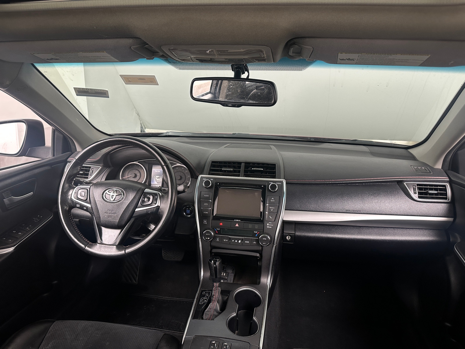 Thumbnail: 2017 Toyota Camry - 3