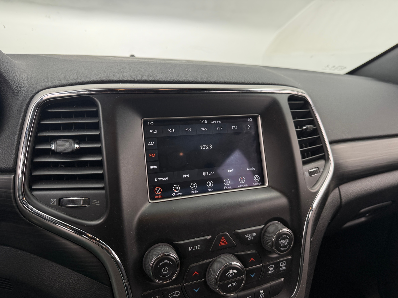 Thumbnail: 2019 Jeep Grand Cherokee - 4