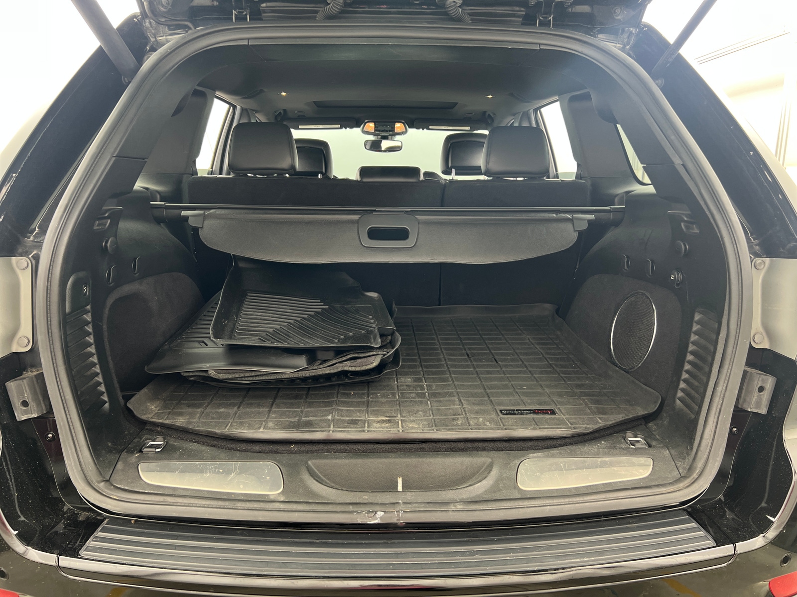 Thumbnail: 2018 Jeep Grand Cherokee - 6