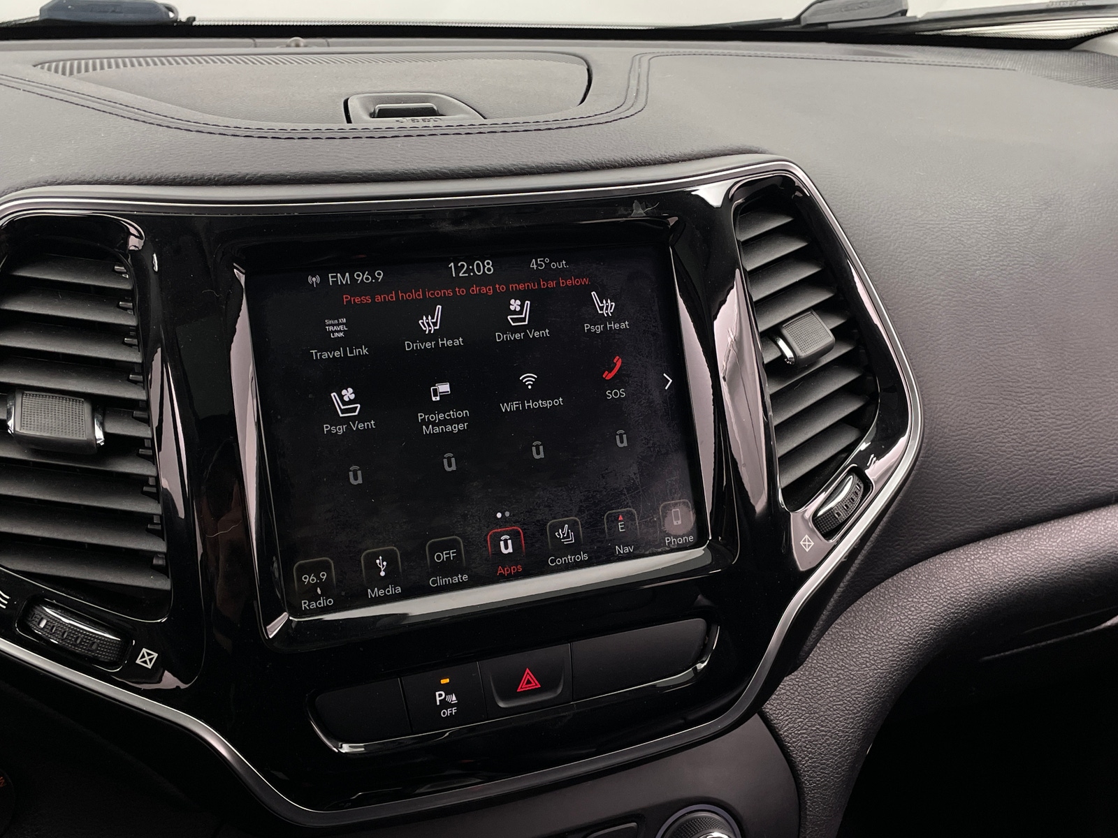 Thumbnail: 2019 Jeep Cherokee - 3