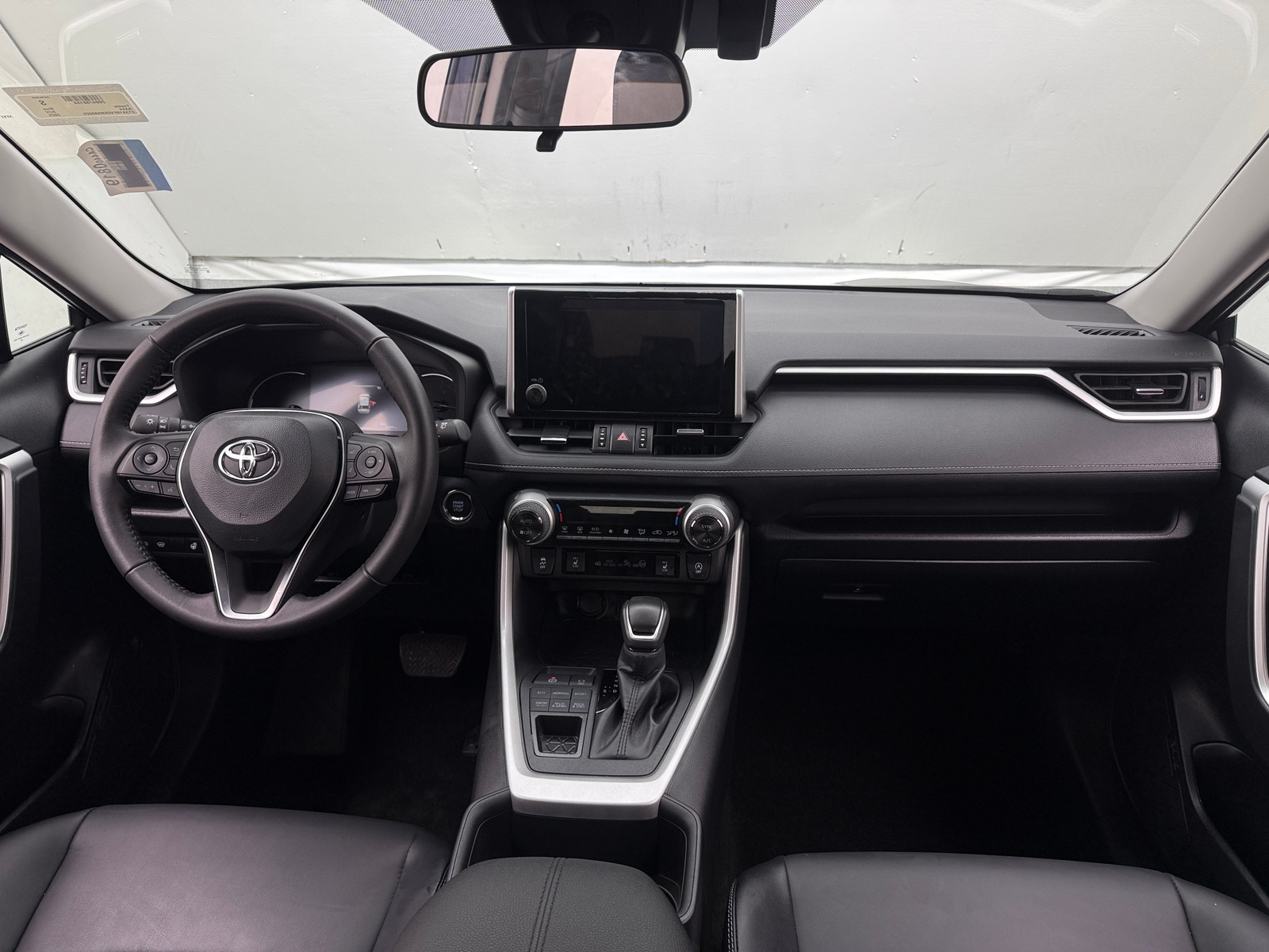 Thumbnail: 2025 Toyota RAV4 - 2