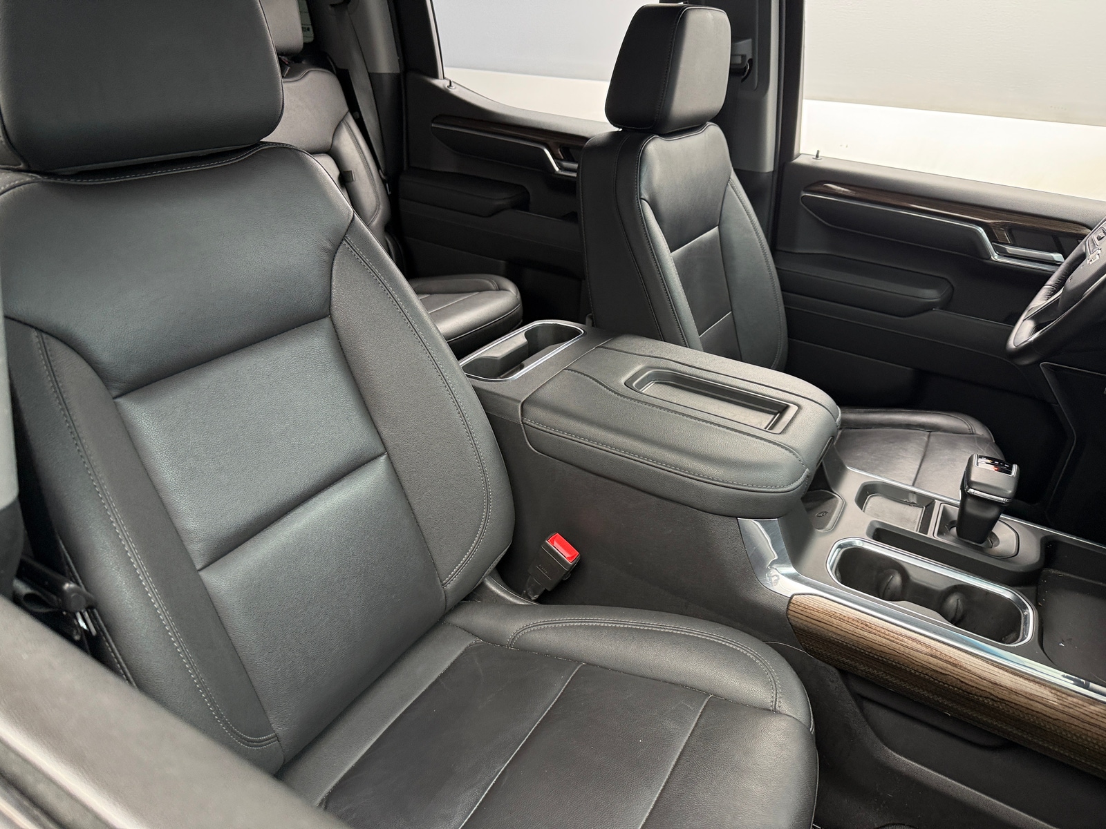 Thumbnail: 2022 Chevrolet Silverado 1500 - 2
