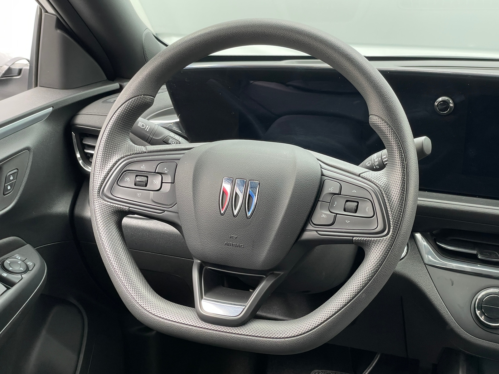 Thumbnail: 2025 Buick Envista - 4