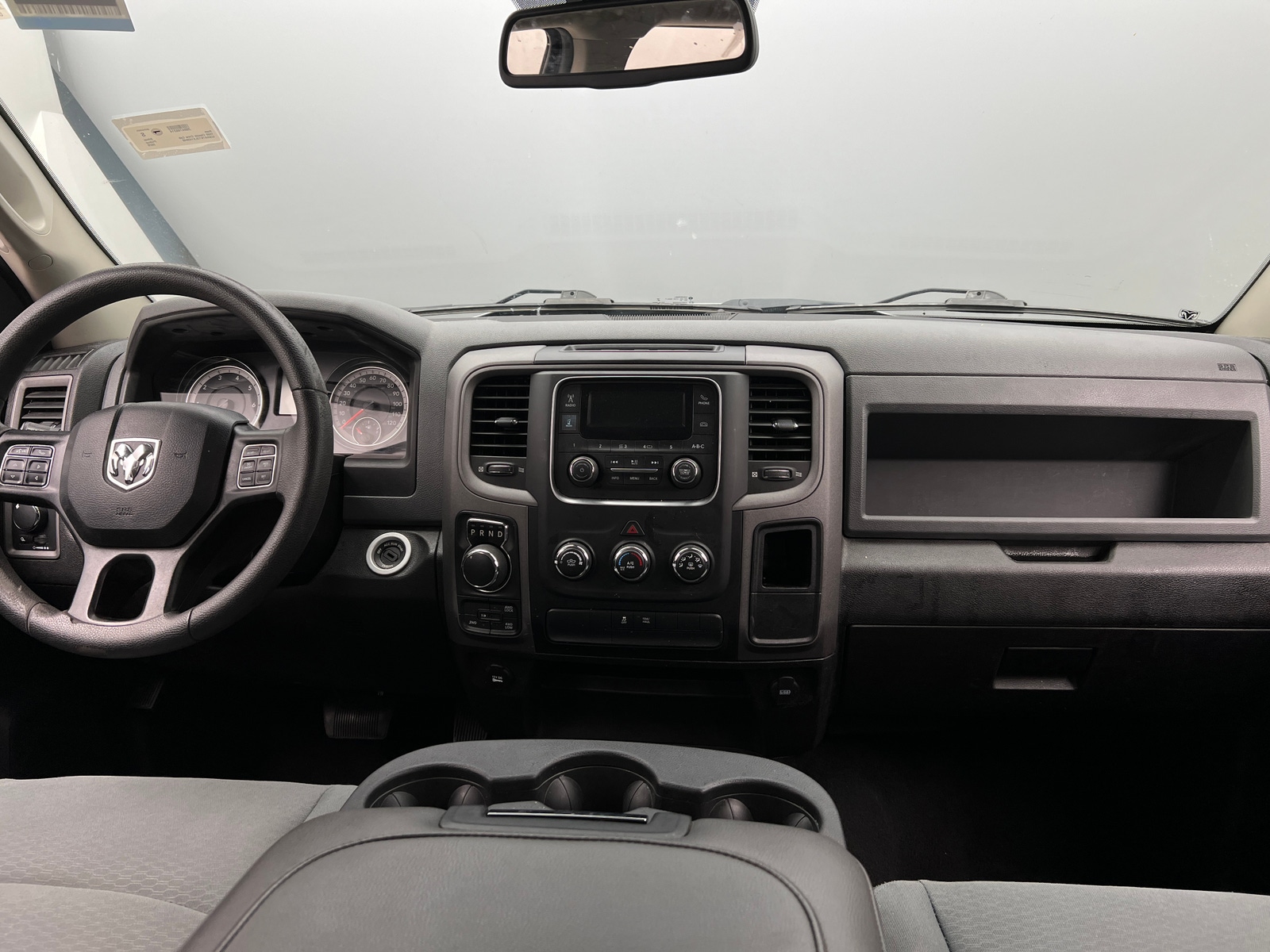 Thumbnail: 2020 RAM 1500 Classic - 2