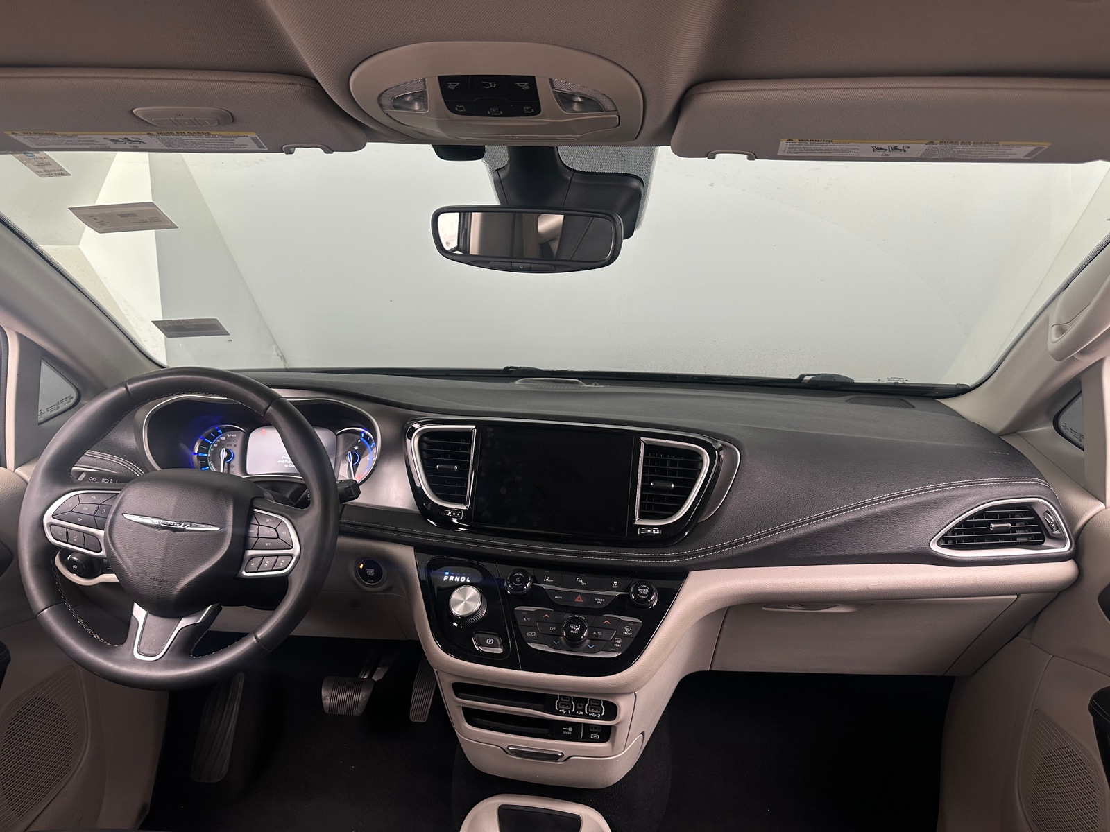 Thumbnail: 2022 Chrysler Pacifica - 2