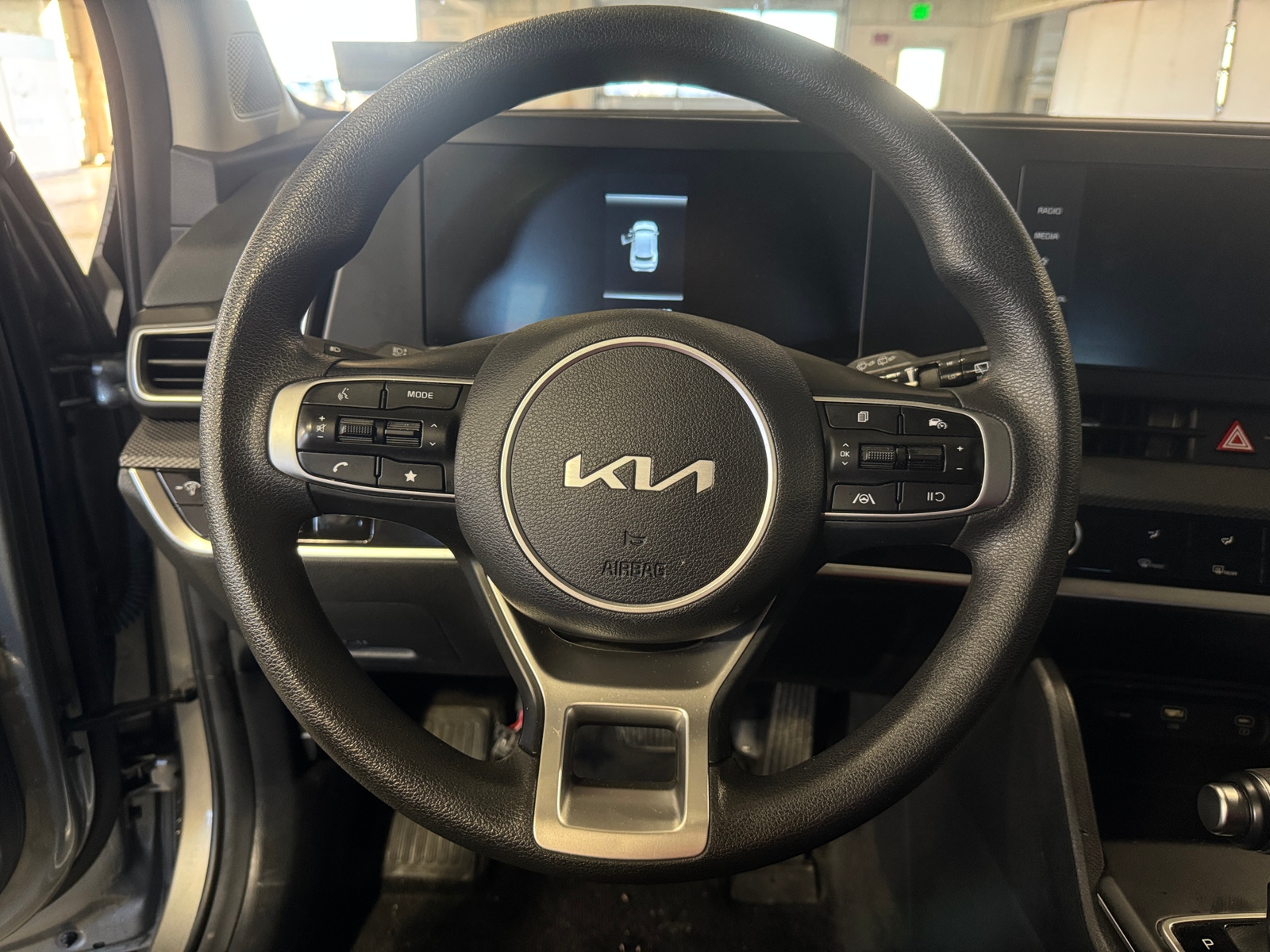 Thumbnail: 2025 Kia Sportage - 5