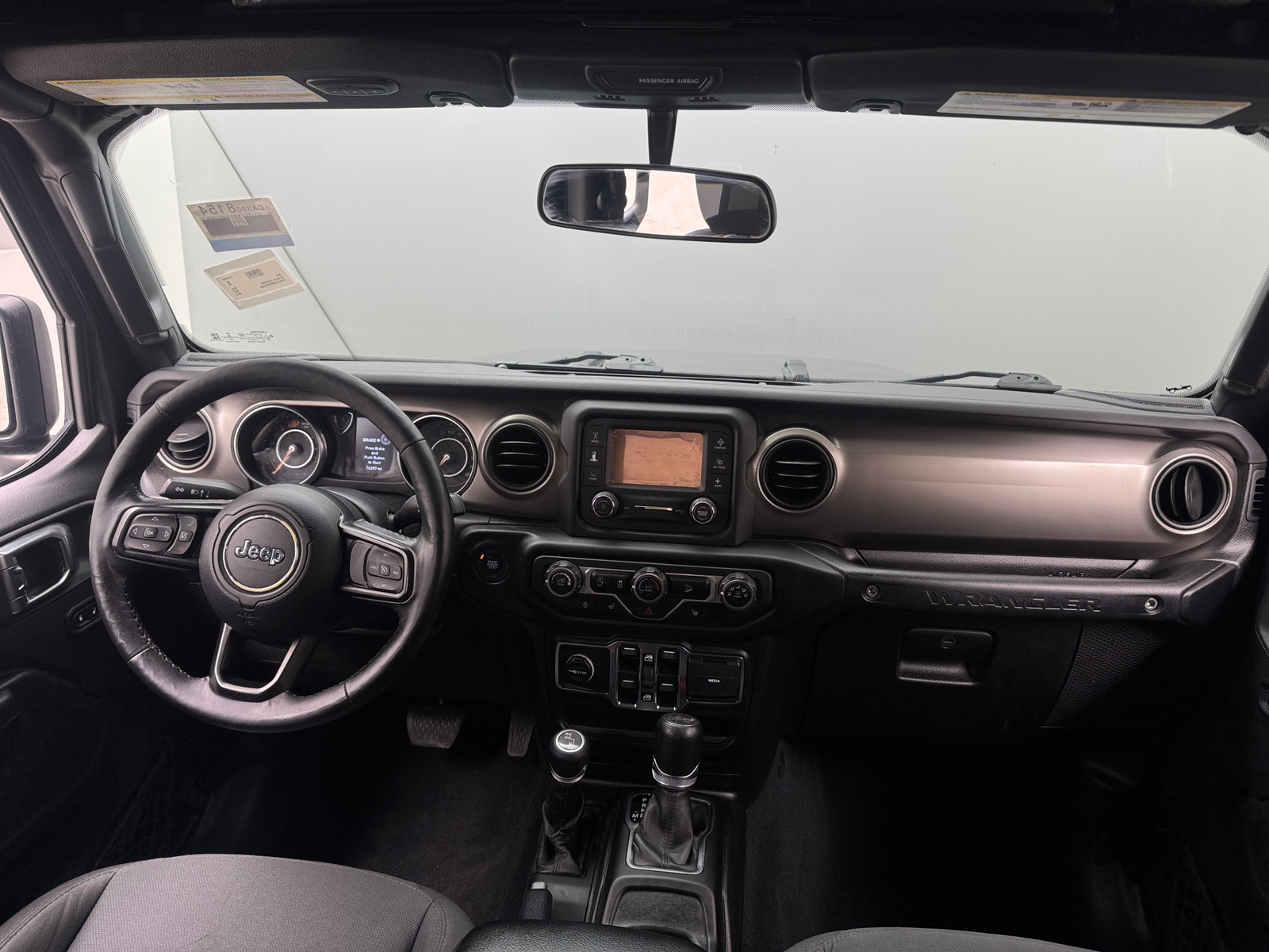 Thumbnail: 2019 Jeep Wrangler - 3