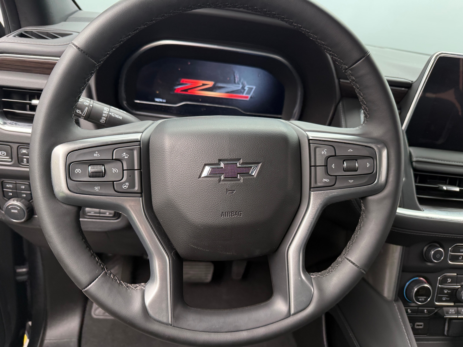 Thumbnail: 2024 Chevrolet Tahoe - 4