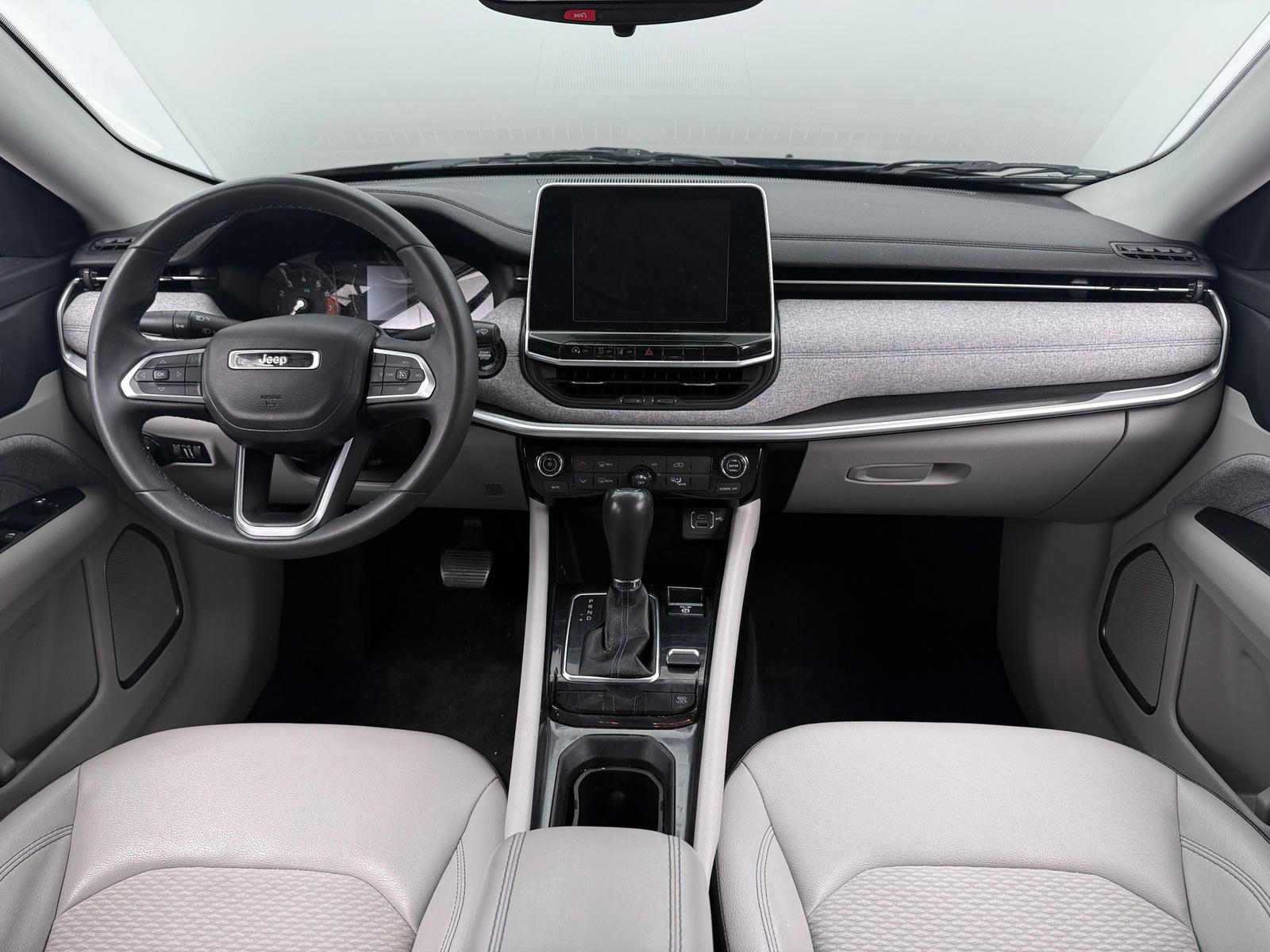 Thumbnail: 2022 Jeep Compass - 3