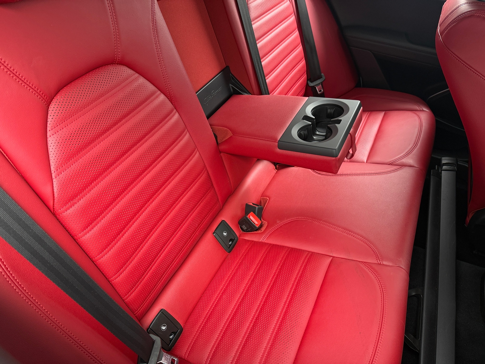 Thumbnail: 2023 Alfa Romeo Stelvio - 5