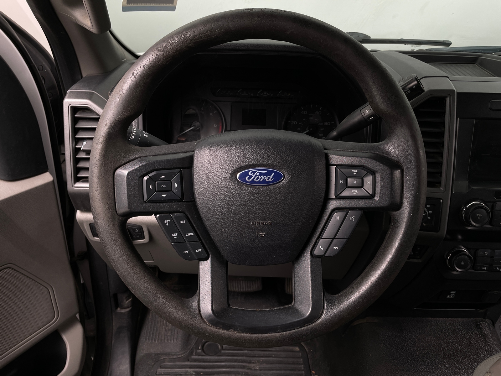 Thumbnail: 2020 Ford Econoline - 5