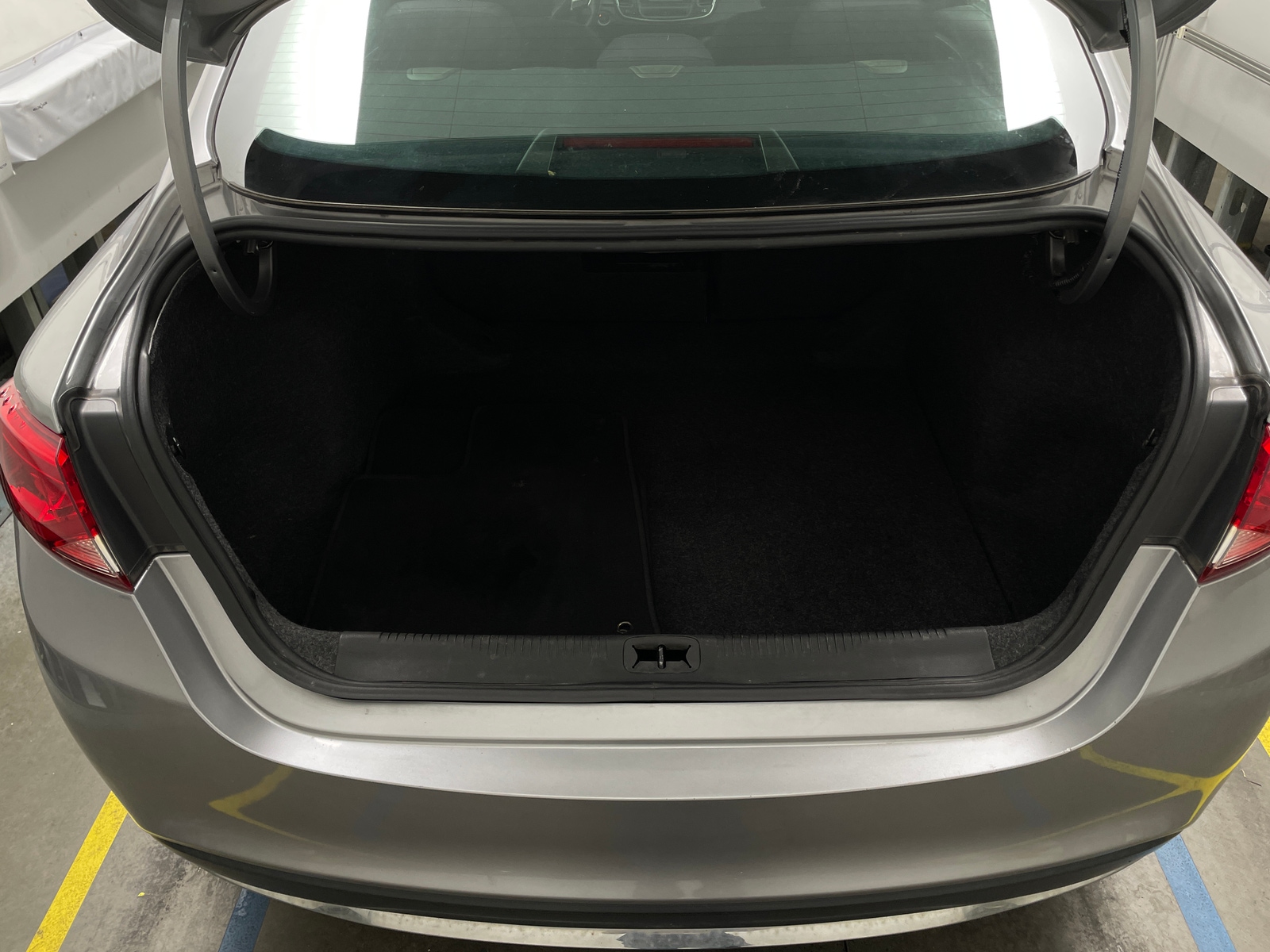 Thumbnail: 2015 Chrysler 200 - 7