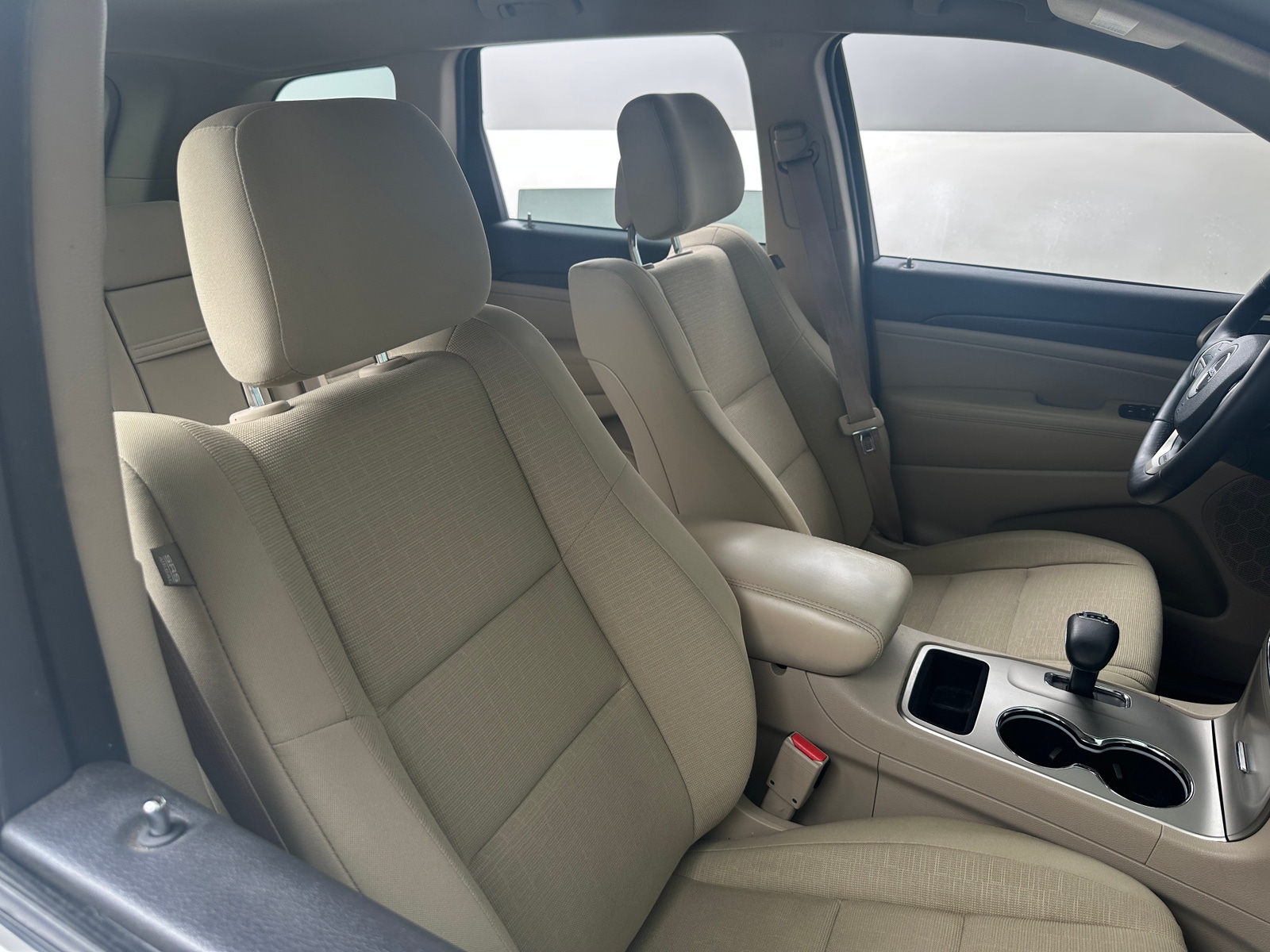 Thumbnail: 2014 Jeep Grand Cherokee - 2