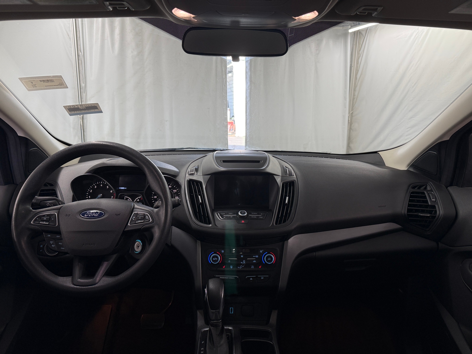 Thumbnail: 2018 Ford Escape - 3