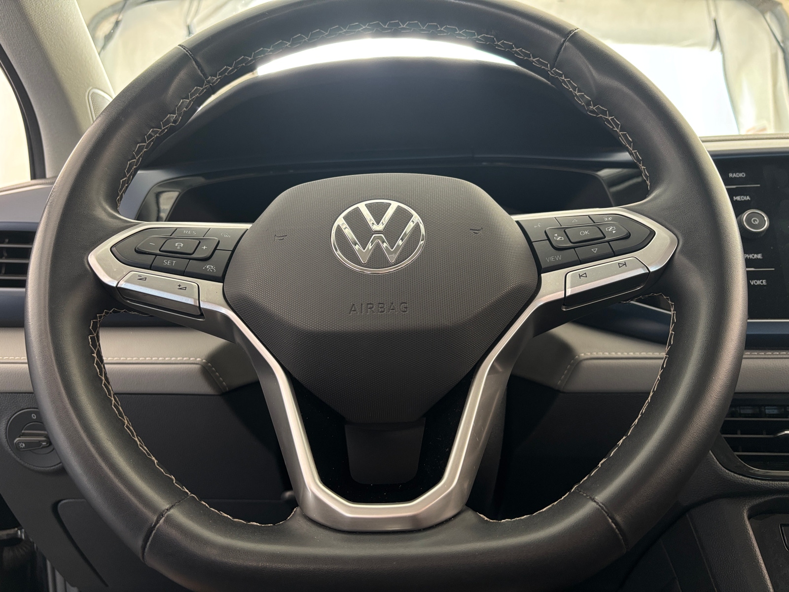 Thumbnail: 2024 Volkswagen Taos - 5