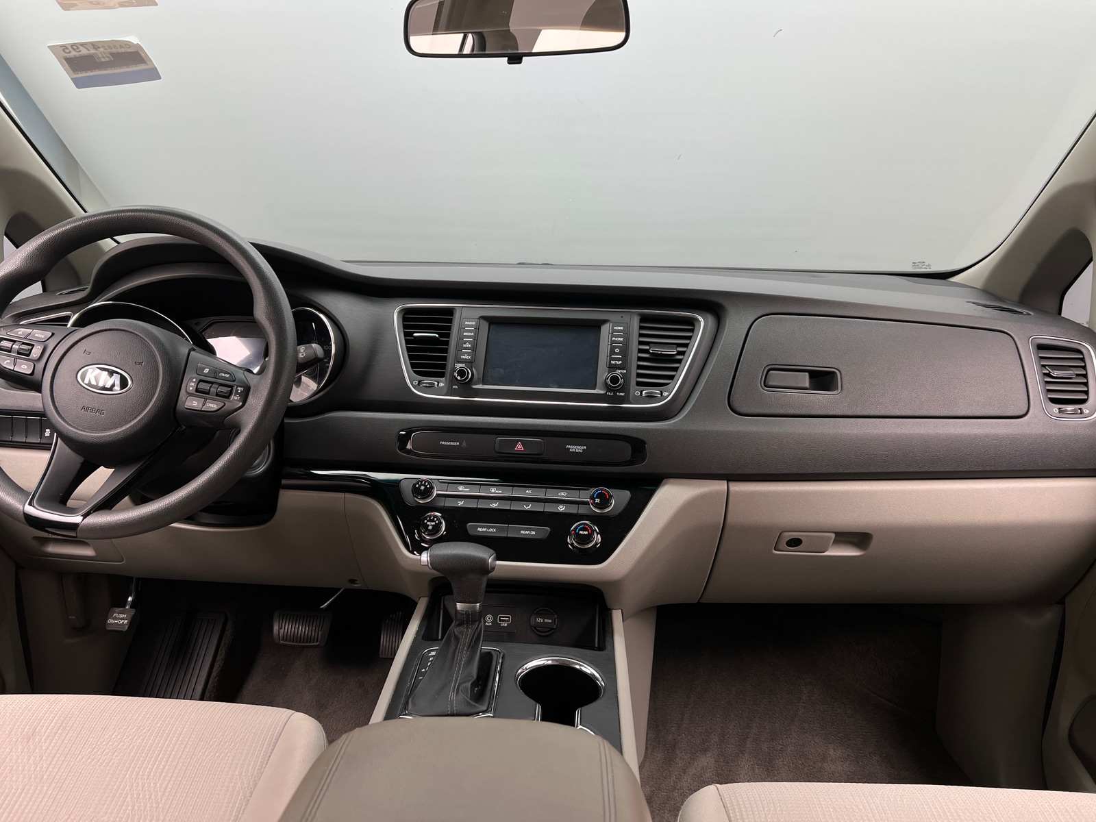 Thumbnail: 2021 Kia Sedona - 3
