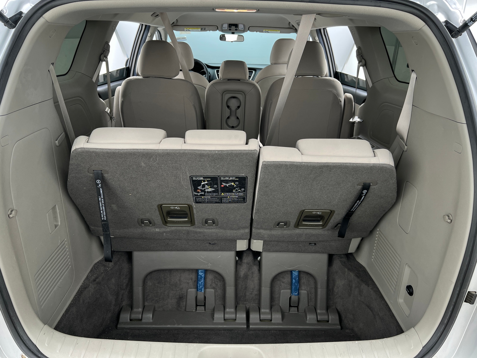 Thumbnail: 2021 Kia Sedona - 7