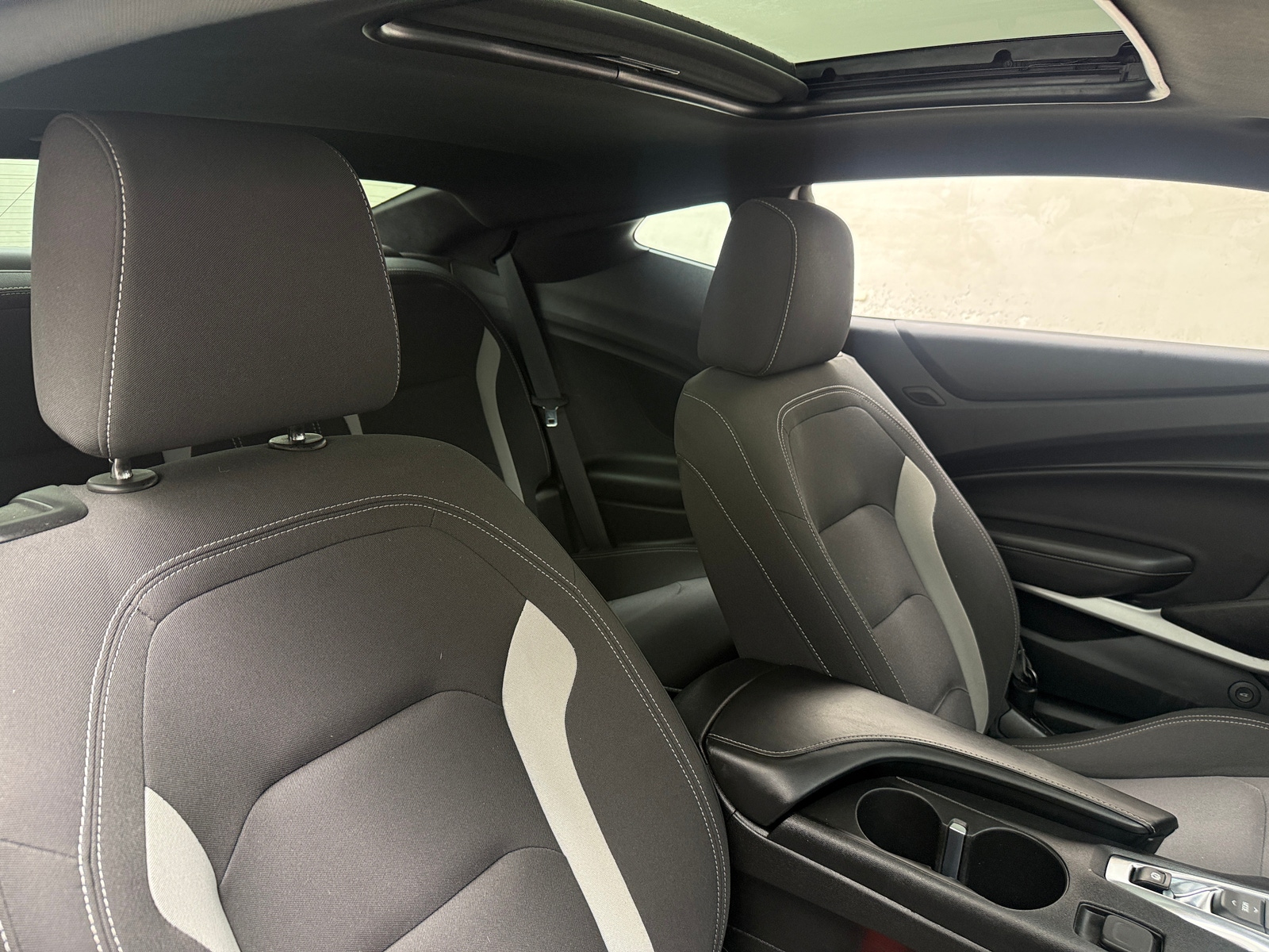 Thumbnail: 2018 Chevrolet Camaro - 2