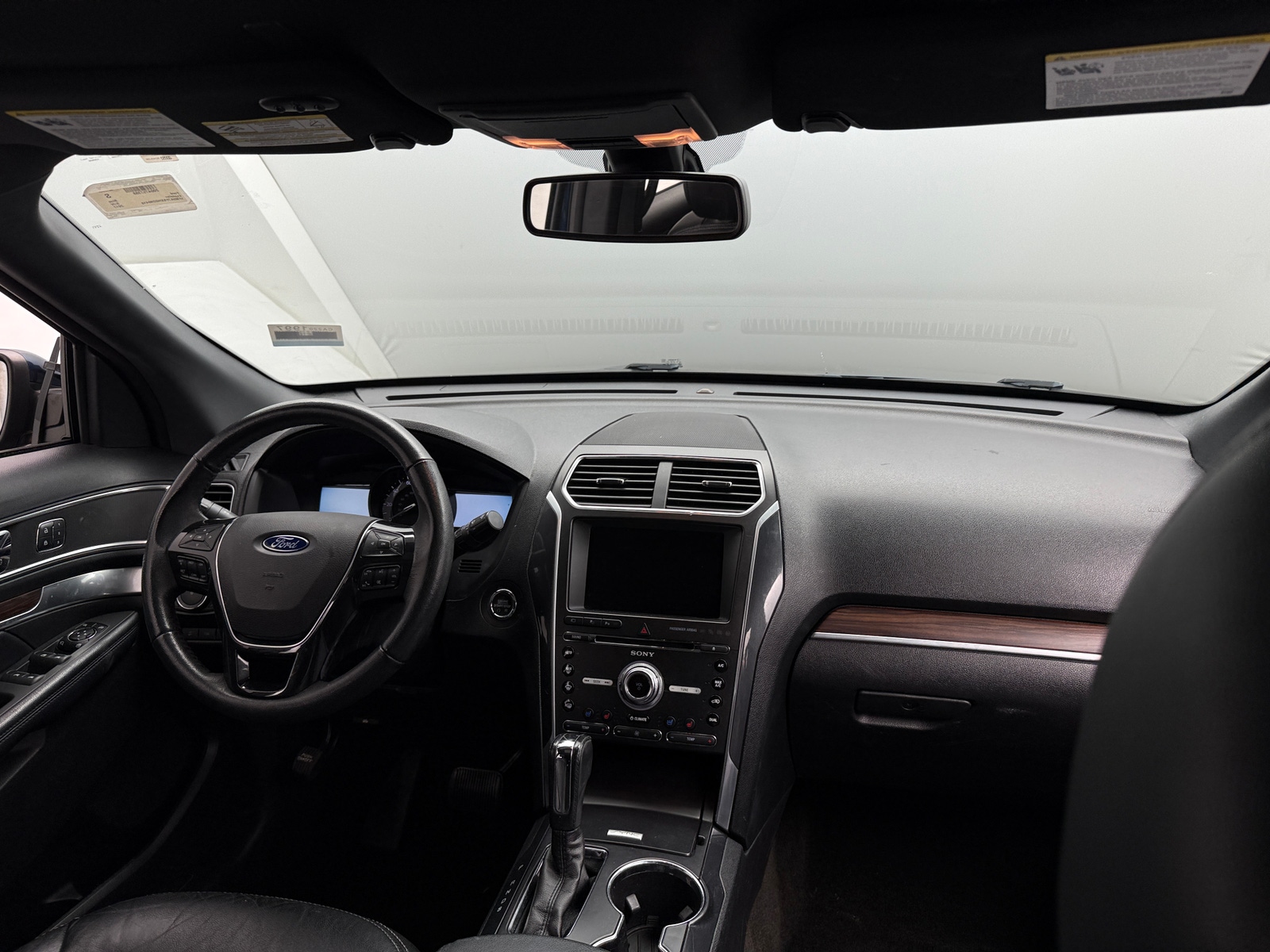 Thumbnail: 2017 Ford Explorer - 3