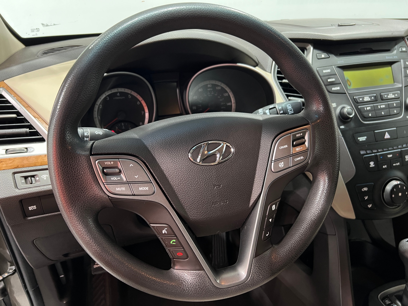 Thumbnail: 2014 Hyundai Santa Fe - 5