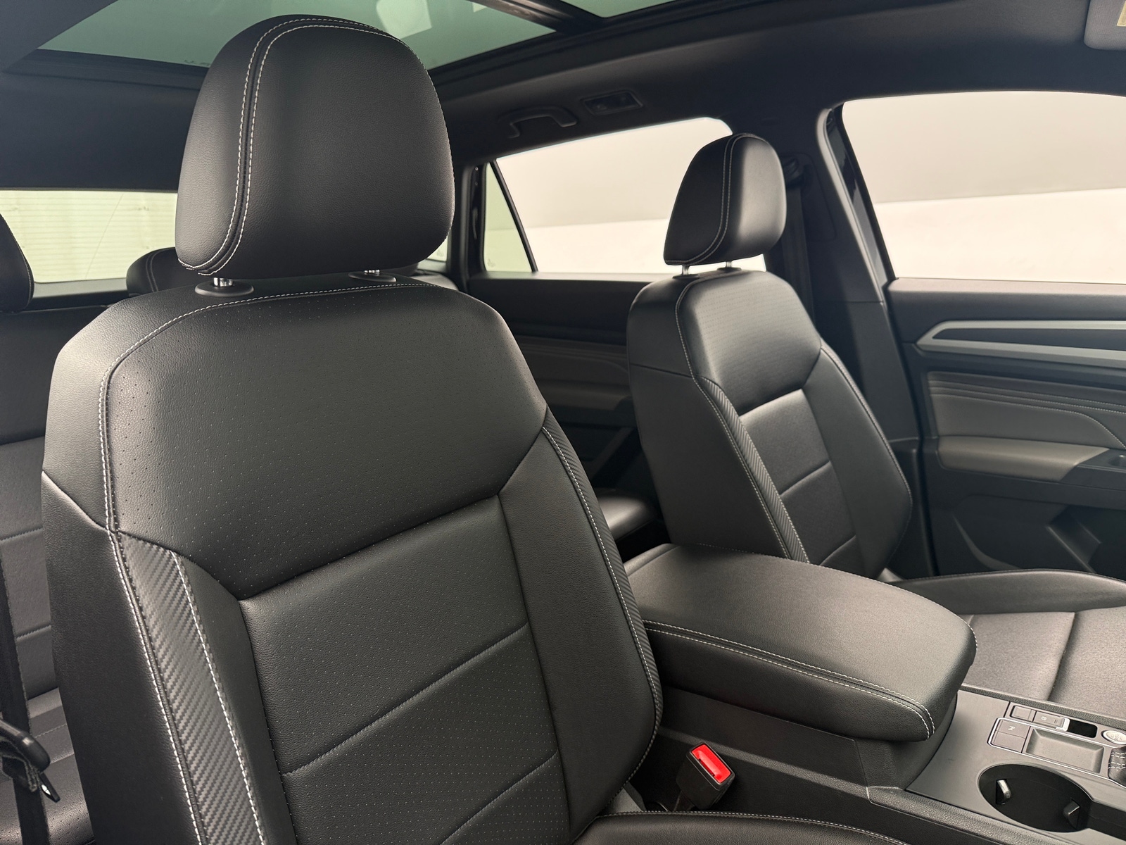 Thumbnail: 2021 Volkswagen Atlas - 2