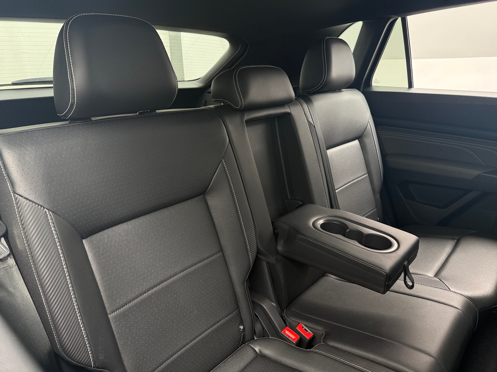 Thumbnail: 2021 Volkswagen Atlas - 6