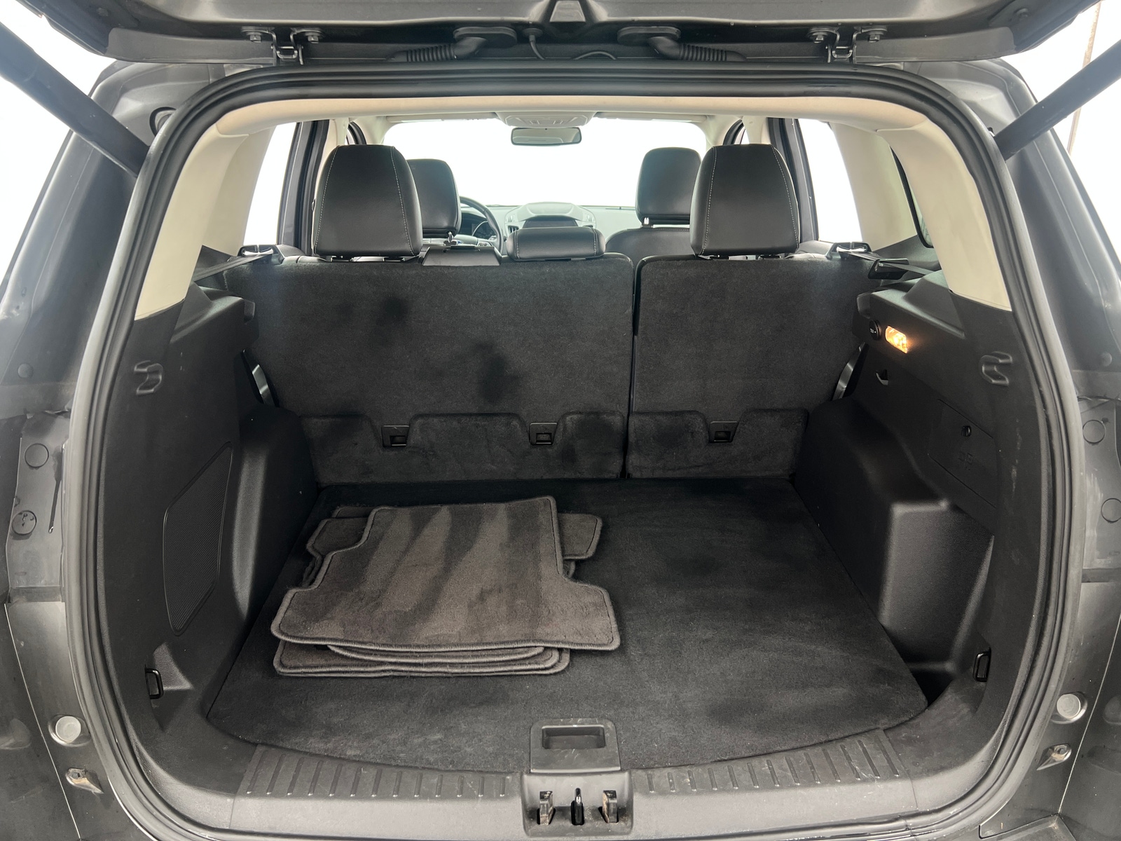 Thumbnail: 2019 Ford Escape - 6