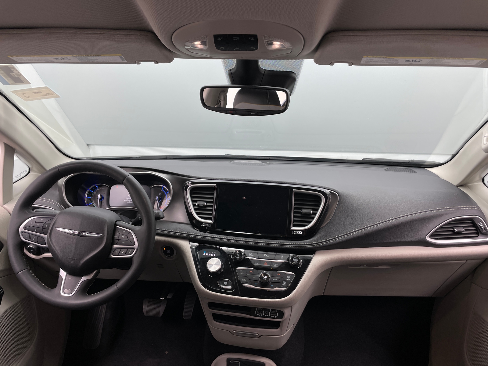 Thumbnail: 2024 Chrysler Pacifica - 2
