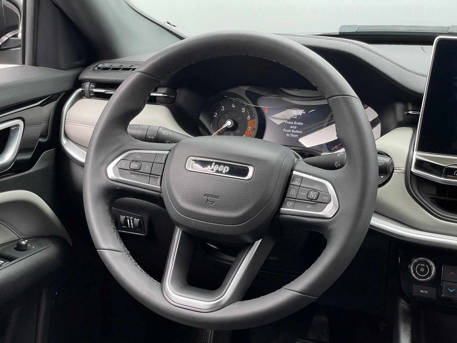 Thumbnail: 2025 Jeep Compass - 4