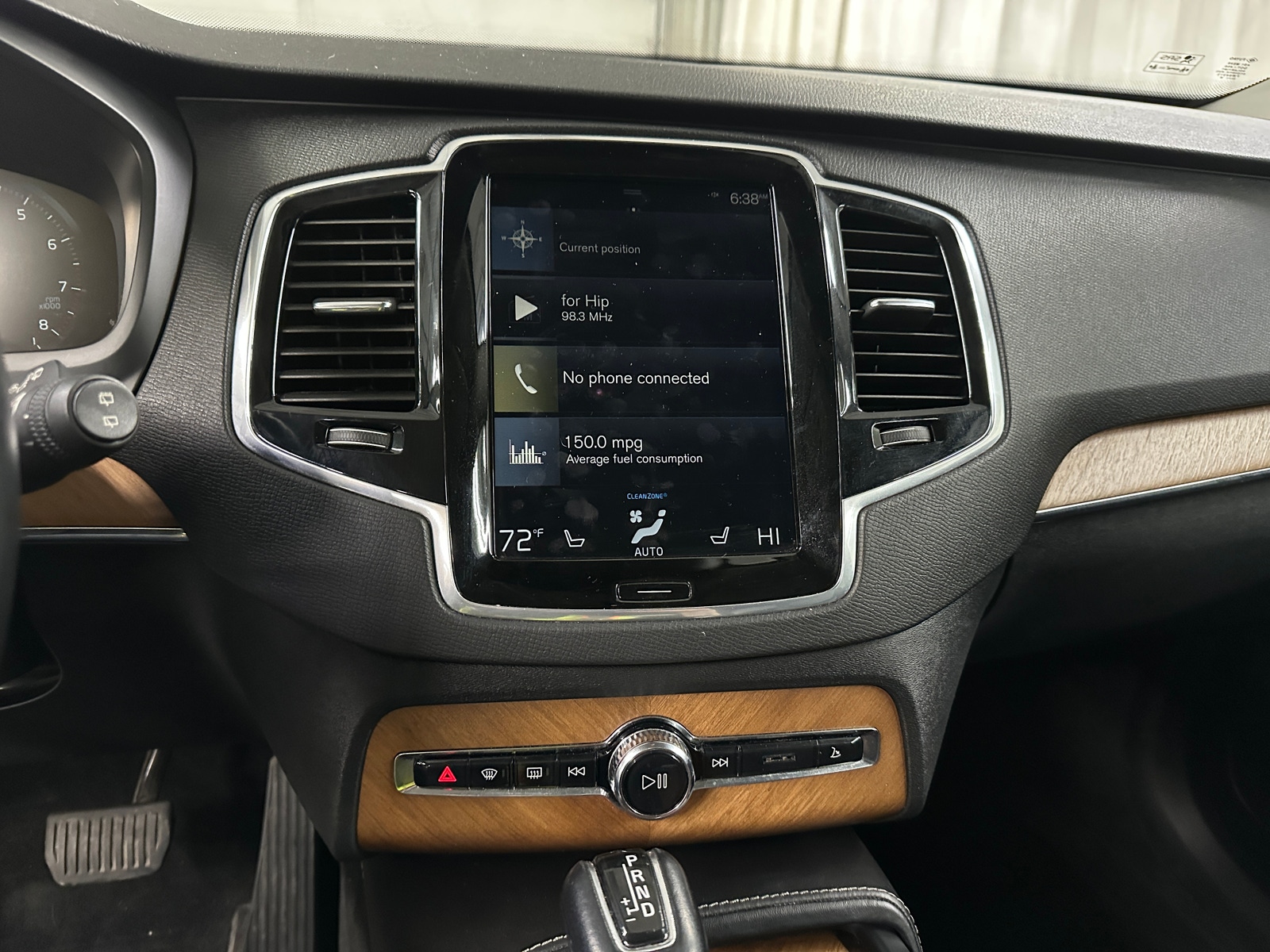 Thumbnail: 2018 Volvo XC90 - 3